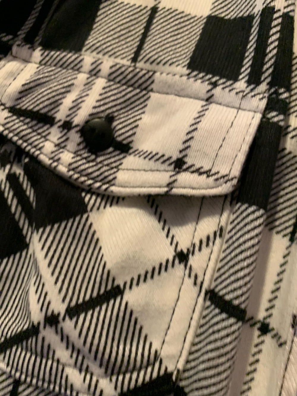 Eden & Olivia Black and White Plaid Long Sleeve top Size 1X - Picture 8 of 9